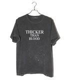 キャプテンズヘルム CAPTAINS HELM CAPTAINS HELM キャプテンズヘルム Pirates #THICKER THAN BLOOD TEE プリント スプレー加工 半袖Tシャツ L BLACK ブラック /◆