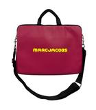 マークジェイコブス MARC JACOBS ショルダーバッグ キャリングバッグ パソコンバッグ クッション素材 ビニール生地 ロゴ ファスナー開閉 ピンク 黄色 イエロー ブラック 黒