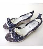 アルマーニ ジュニア ARMANI Jr サンダル リボン バックストラップ 小花柄 ロゴ チャーム 18cm 紺 ネイビー 白