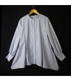 プラステ PLST 24SS パールボタン ペプラム シャツ ブラウス ストライプ バンドカラー タイプライター 長袖 M 白 ホワイト 青 ブルー 美品