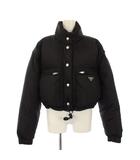 プラダ PRADA 23AW RE-NYLON トライアングルロゴ ダウンジャケット クロップド丈 40 黒 29Y132 /KH