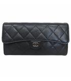 シャネル CHANEL A80758 長財布 マトラッセ キャビアスキン ココマーク 22番台 シルバー金具 ロングフラップ 二つ折り レザー 黒 ブラック ☆AA★