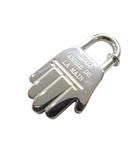 エルメス HERMES 美品 マルジェラ期 ANNEE DE LA MAIN カデナ 2002年限定 ロックチャーム ハンドモチーフ 鍵 シルバーカラー ☆AA★
