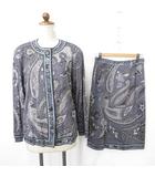 レオナール LEONARD セットアップ ブラウス 長袖 丸首 釦前開きフレアスカート ロング 総柄 ペーズリー柄 グレー  M