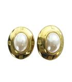 ジバンシィ GIVENCHY イヤリング アクセサリー 両耳用 クリップ式 ロゴ フェイクパール ゴールド色 ■GY11 /MQ