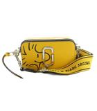 マークジェイコブス MARC JACOBS × PEANUTS WOODSTOCK SNAP SHOT ショルダーバッグ スクエア型 黄色 /MI ■OS