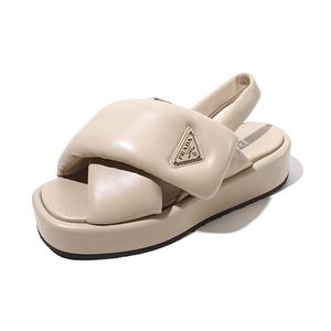 21.5cm PRADA プラダ トライアングルロゴ パデッドナッパレザー サンダル 34 1/2 SAND BEIGE サンドベージュ 1XZ758 イタリア製 /●☆ レディース