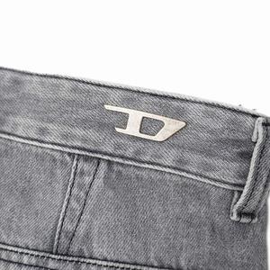 ディーゼル DIESEL 2024AW D-TOUCH-CARGO USED加工 ワイド カーゴ デニムパンツ W29 WASH GRAY(ウォッシュグレー) メンズ
