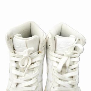 ナイキ NIKE AQ1770-100 EBERNON MID SL エバノン スニーカー 24.5 ホワイト レディース