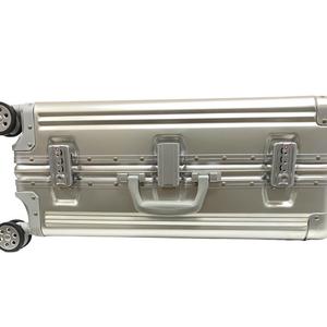 メルセデスベンツ キャリーケース オリジナルアルミスーツケース