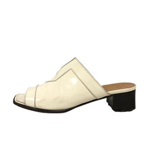 エルメスホワイト オープントゥ ミュール