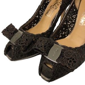 サルヴァトーレフェラガモ Salvatore Ferragamo パンプス レース