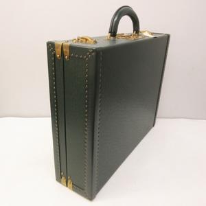 ルイヴィトン LOUIS VUITTON タイガ エピセア プレジデント M30004