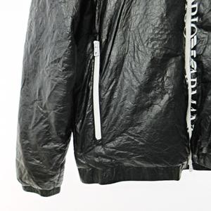 エンポリオアルマーニ EMPORIO ARMANI ロゴプリント 中綿