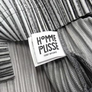 オムプリッセ プリーツトップス 未使用品 24aw オムプリッセイッセイミヤケ HOMME PLISSE ISSEY