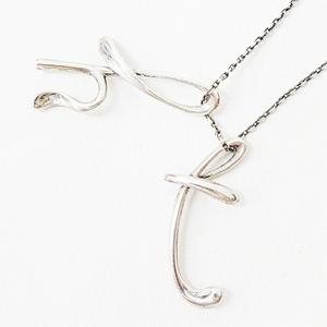 ティファニー TIFFANY & CO. イニシャル レター アルファベット H T 