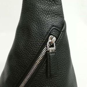 プラダ PRADA 2VZ098 ヴィッテロダイノ ボディバッグ ショルダーバッグ トライアングルロゴ 美品 ブラック 