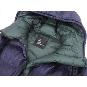 モンクレール MONCLER HAEFELI ワイドシルエット ダウンポンチョ