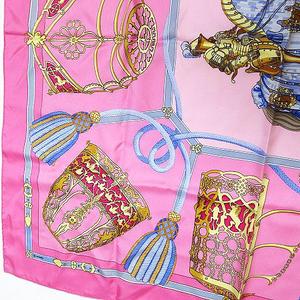 美品 エルメス Les Muserolles スカーフ カレ90 鼻革 タッセル HERMES エルメス LES MUSEROLLES 鼻革 カレ90 ブルー系｜Yahoo