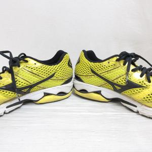 ミズノ MIZUNO 8KN-20206 WAVE RIDER 15 ウエーブライダースニーカー