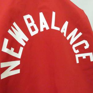 ニューバランス NEW BALANCE ロゴ プリント ナイロン コーチジャケット 