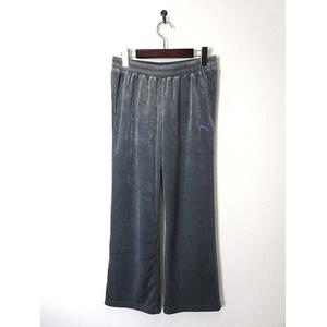 Puma グレーレディースベロア素材上下セット プーマ PUMA 上下セットアップ ベロア ジャージ ロゴ パーカー