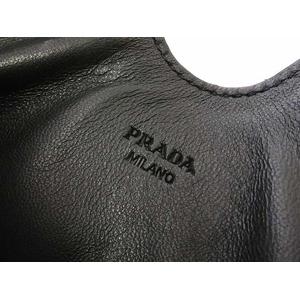 プラダ PRADA ipadケース タブレットケース レザー 三角 ロゴプレート