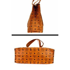 【極美品✨】エムシーエム　ショルダーバッグ　ヴィセトス柄　レザー　ブラウン系 エムシーエム MCM ショルダーバッグ ワンショルダー 斜め掛け