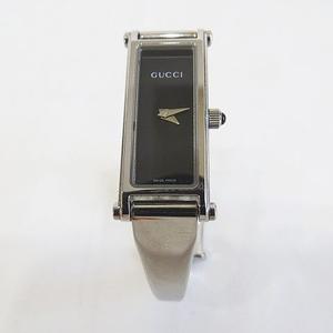 GUCCI グッチ 時計 1500L シルバー バングル 美品 黒文字盤 GUCCI 1500L バングル シルバー 腕時計 稼動品 GUCCI 1500L バングル