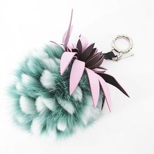 フェンディ ファーチャーム ピンクフルーツ フェンディ フルーツ