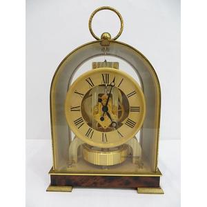 スイスのアトモス 半永久時計