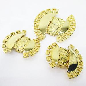 ジャンニヴェルサーチ ヴェルサーチェ GIANNI VERSACE メデューサ 
