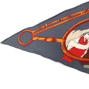 エルメス HERMES ポワントゥ スカーフ 三角 シルク イラスト 総柄