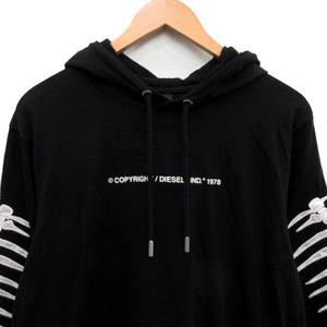 ディーゼル DIESEL パーカー プルオーバー プリント 袖刺繍 骨 ボーン 