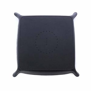 日本未発売COACHコーチ 置くだけスマートフォン充電器