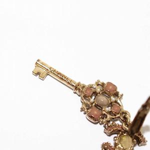 【新品同様】CHANEL シャネル ココマーク 鍵モチーフ ピアス CHANEL ピアス A86506 Y09902 ココマーク パール(505771665
