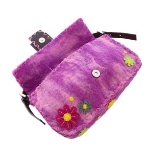 希少・極美品　FENDI マンマバケット　フェルト素材　　　花柄　ボタニカル柄 希少・極美品 FENDI マンマバケット フェルト素材 花柄 ボタニカル柄