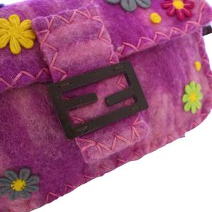 希少・美品　FENDI フェルト生地　花柄　マンマバケット　ワンショルダーバッグ 希少・美品 FENDI フェルト生地 花柄 マンマバケット ワンショルダーバッグ