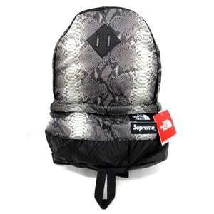 Supreme ヘビ柄リュック THE NORTH FACE × Supreme ヘビ柄リュック