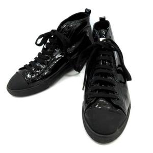 ♥　限界価格　miu miu エナメル黒ビュー　♥ ♥ 限界価格 miu miu エナメル黒ビュー ♥ ♥ 限界価格 miu miu