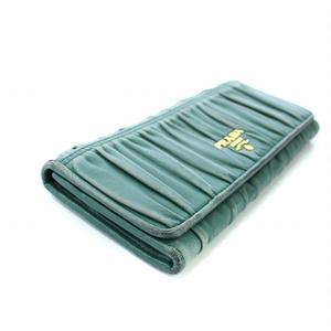 PRADA グリーン 二つ折り財布☆ プラダ PRADA 長財布 二つ折り財布 ダブルホック レザー 緑