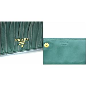 未使用 PRADA プラダ 長財布 グリーン 緑 プラダ PRADA サフィアーノ 長財布 ラウンドファスナー ロゴ