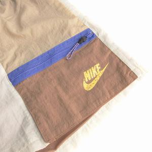 ナイキ NIKE Wアイコンクラッシュショートパンツ M アイボリー ベージュ CJ2285-110 /AI ■MA レディース