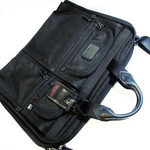 トゥミ TUMI 26114DH ALPHA コンパクトラージスクリーン