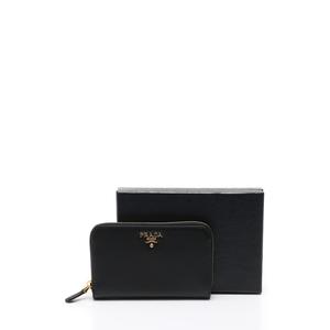 未使用品 プラダ PRADA ラウンドファスナー コンパクトジップ 1M1157