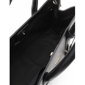 美品 フルラ レザー 2way ショルダーバッグ ロゴチャーム 黒 フルラ FURLA ハンドバッグ ショルダーバッグ 黒 ブラック