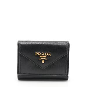 プラダ PRADA 三つ折り財布 コンパクトウォレット 黒 小物 レザー  