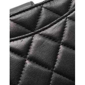 最終値下げ　美品　CHANEL シャネル　二つ折り　ココマーク　ラムスキン　黒 CHANEL シャネル ラムスキン 二つ折り 長財布 ココマーク