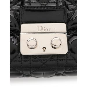 Christian Dior　ディオール チェーンショルダー　エナメル Christian Dior ディオール チェーンショルダー エナメル