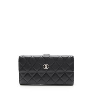 シャネル CHANEL Wホック 二つ折り長財布 マトラッセ 黒 小物